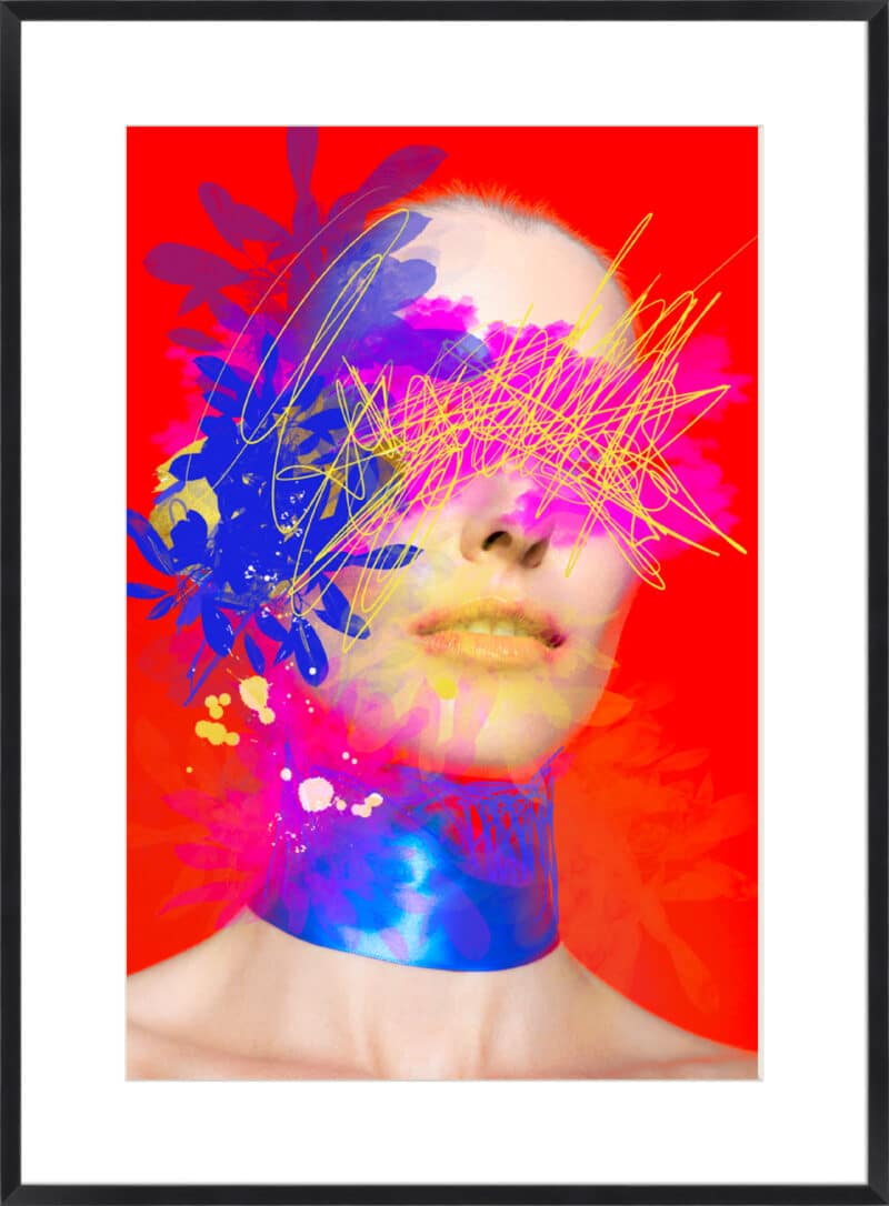 Fransiska Red - 10cm Mount Board Box Black