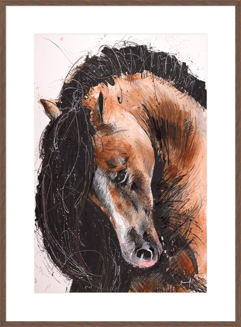 Majestic pose - 10cm Mount Board Box Walnut