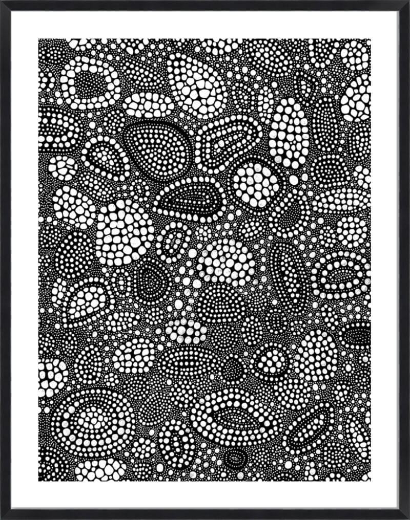 Monochrome Spots 3 - 5cm White Border Box Black