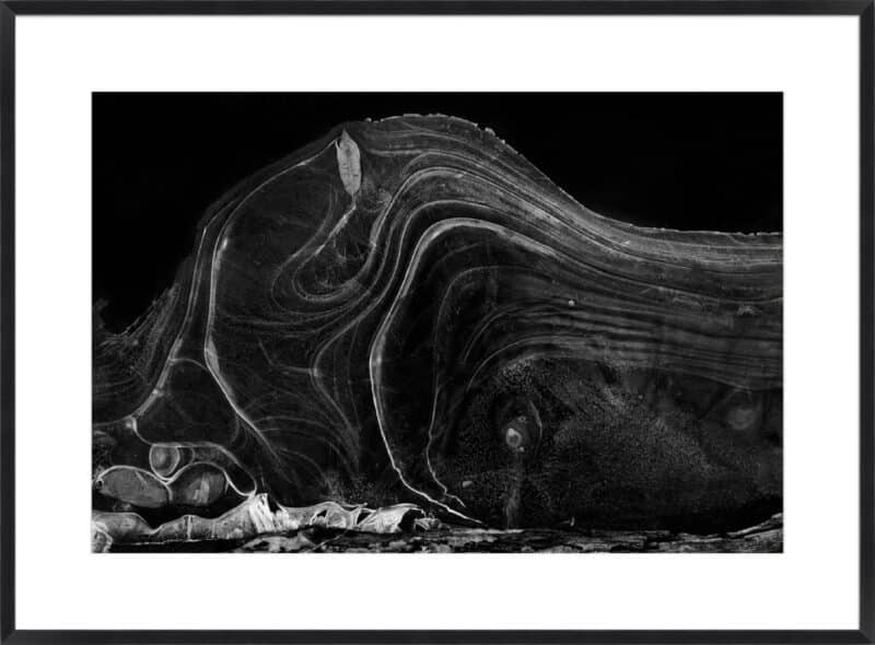 Winter's Veil #21 - 10cm Mount Board Box Black