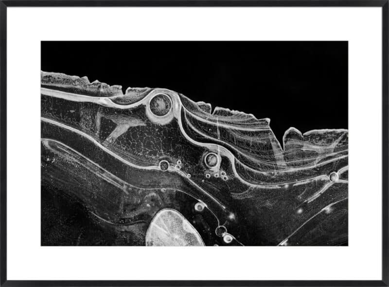 Winter's Veil #23 - 10cm Mount Board Box Black